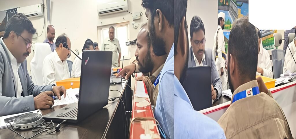 దళితుల జర్నలిస్టుపై దాడి-కలెక్టర్ కు వినతి పత్రం..