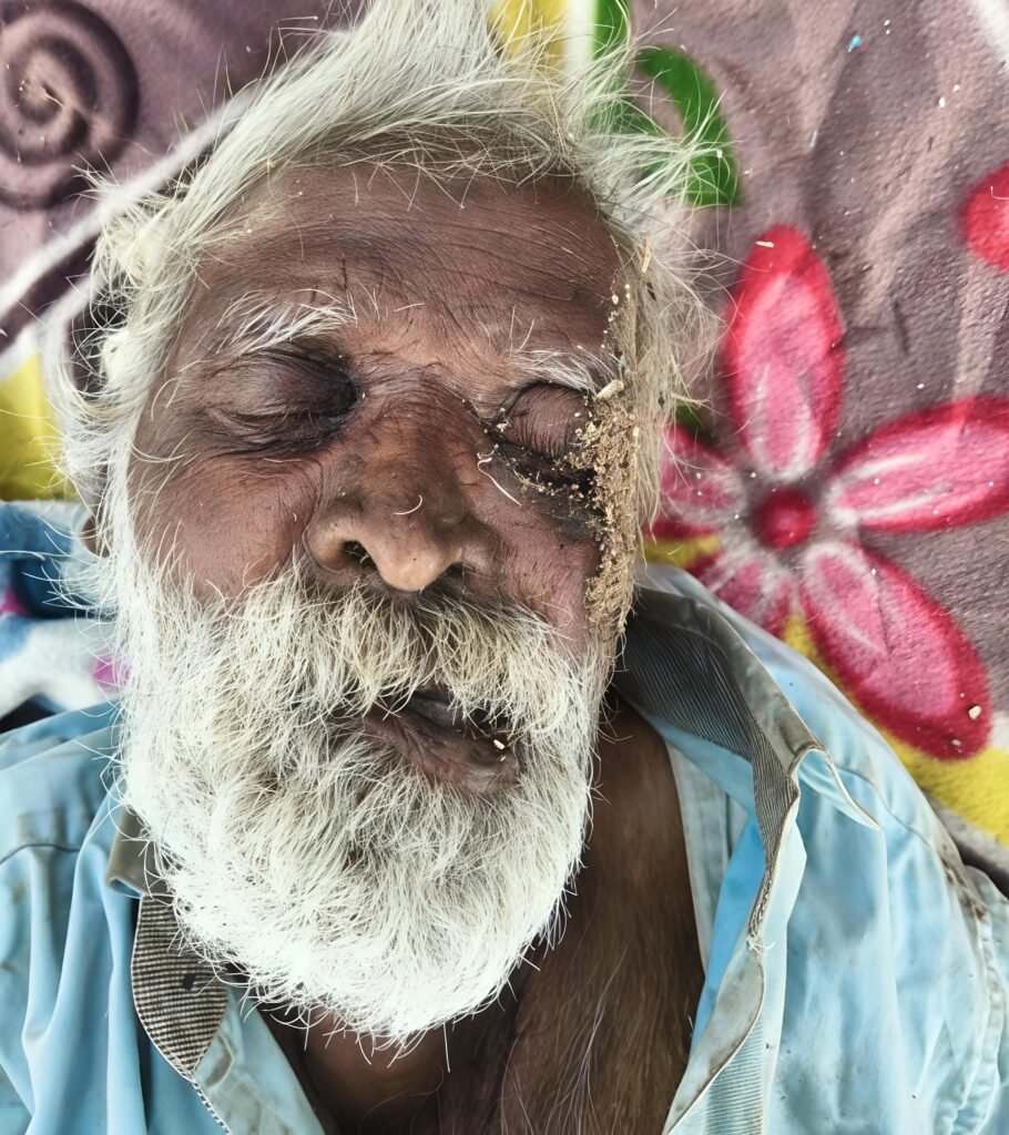 ఏడుపాయలోగుర్తు తెలియని వృద్ధుడు మృతి..