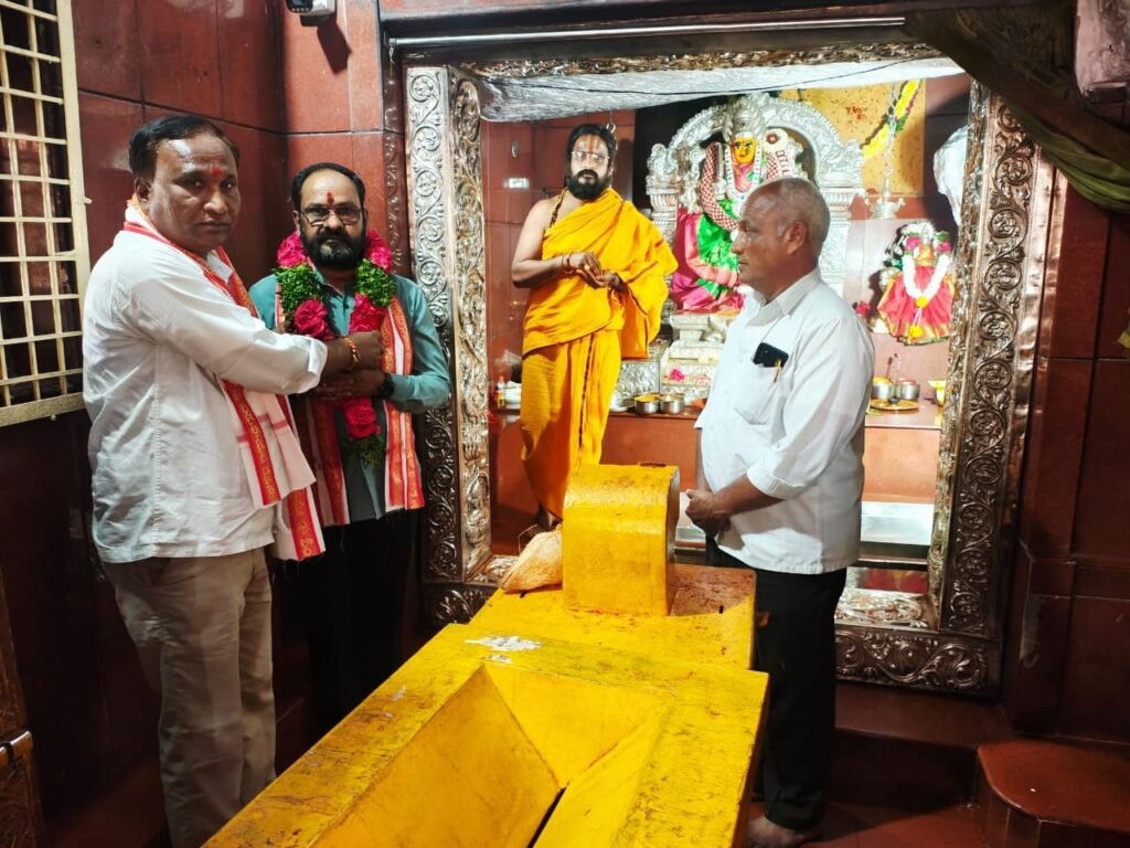 ఏడుపాయల ఈవోగా ఎం వీరేశం..