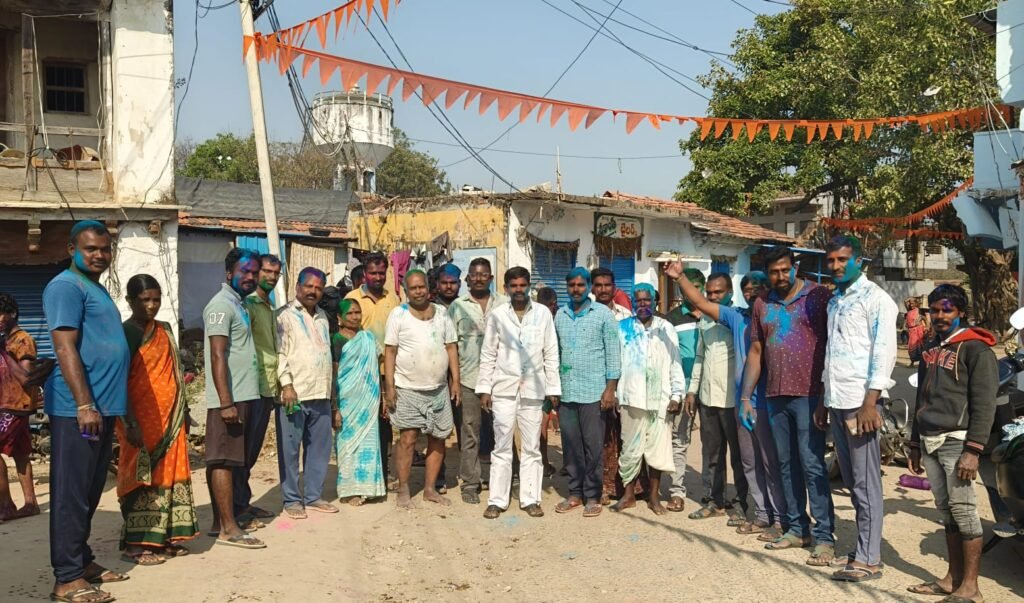 పాపన్నపేటలో హోలీ సంబరాలు.