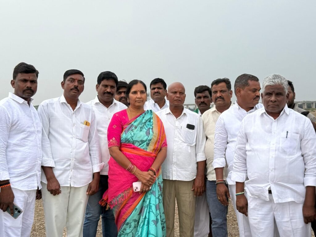 సింగూర్ నుంచి ఘనపూర్‌కు 0.3 టీఎంసీ నీరు విడుదల చేయాలి-మాజీ డిప్యూటీ స్పీకర్ యం.పద్మ దేవేందర్ రెడ్డి.