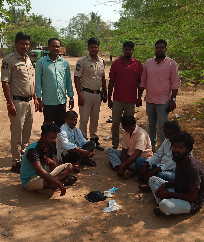 మెదక్ జిల్లాలో జూదంపై టాస్క్ ఫోర్స్ పోలీసుల ఉక్కుపాదం