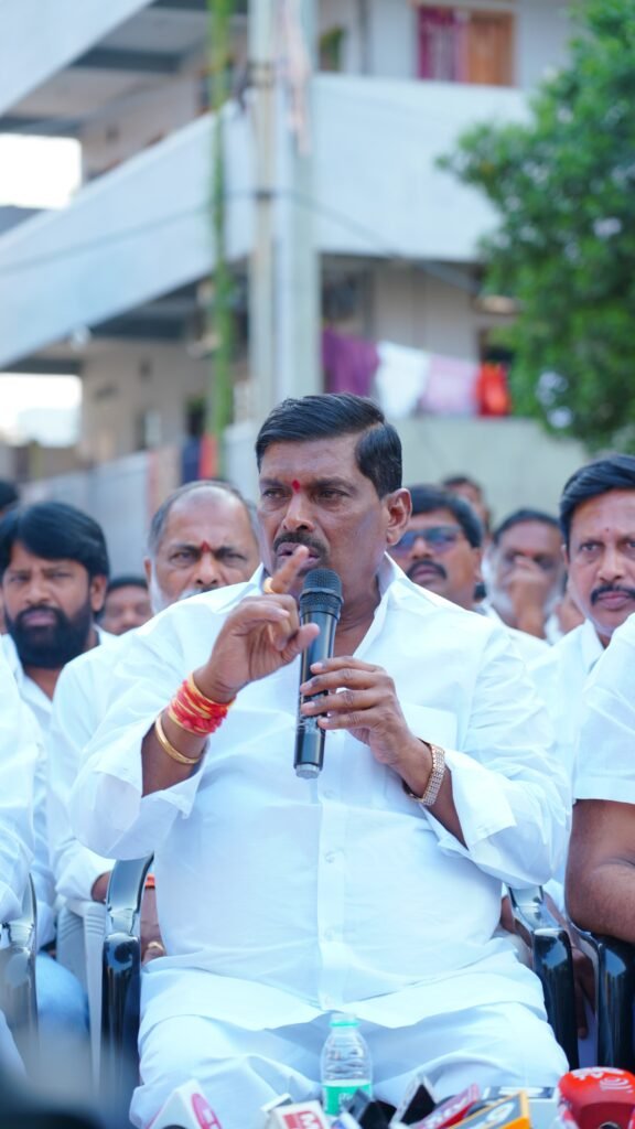 కాటా.. నీ బట్టేబాజ్ మాటలు బంద్ చేయ్.. ఒక గజం కబ్జా నిరూపించినా ఏ శిక్షకైనా సిద్ధం!