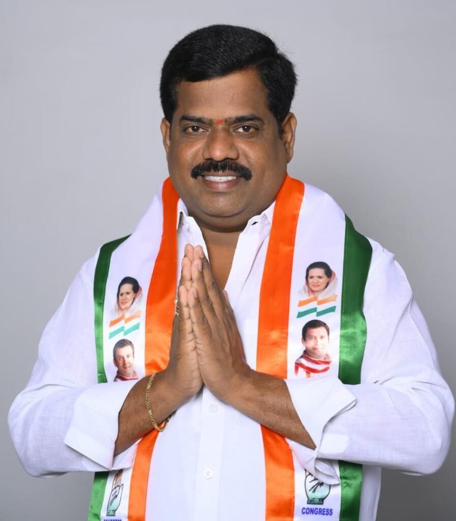 కోఆప్షన్ పదవికి విజయ్ కుమార్ రెడ్డి..!ఇచ్చిన హామీని అధిష్టానం నిలబెట్టుకుంటుందనే నమ్మకంనాలుగు వార్డుల్లో తనదైన చాతుర్యం చూపిన నేతరెడ్డి సామాజిక వర్గం నుంచి తనకే అవకాశం ఉందనిస్పష్టం