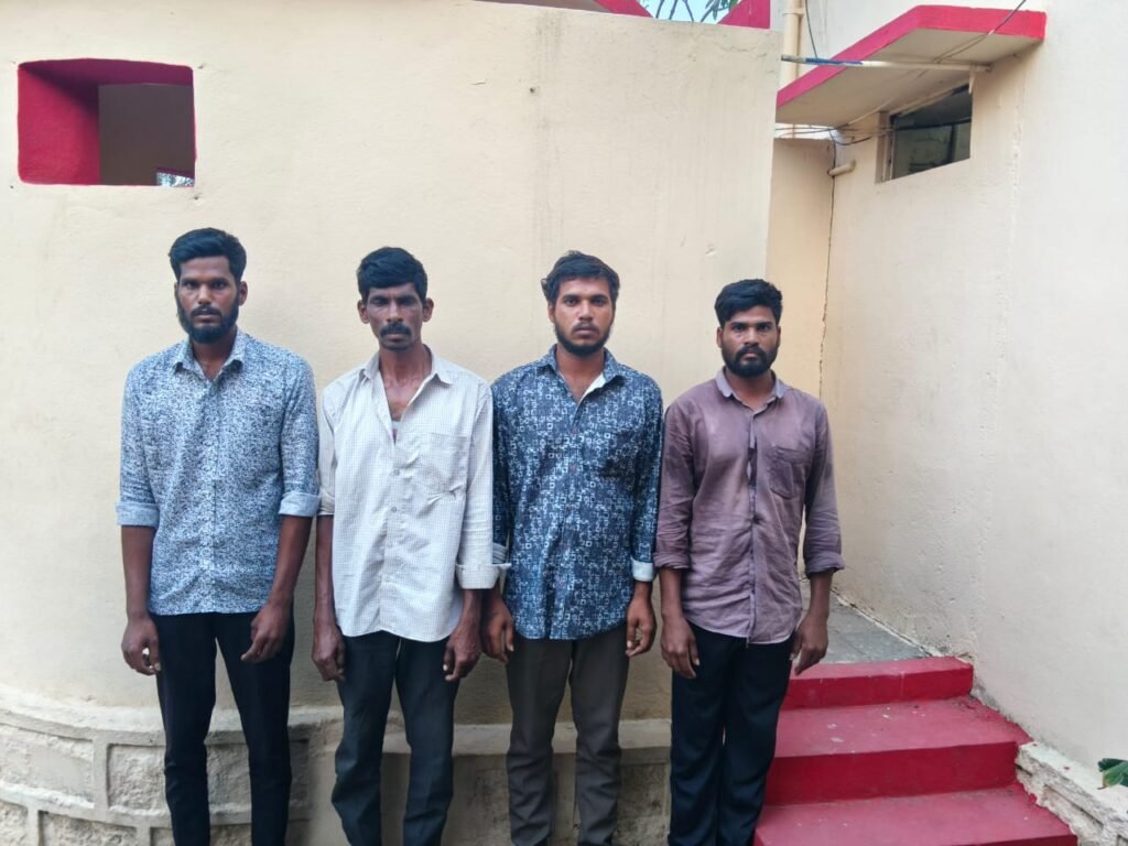 మాసాయిపేట హత్య కేసులో నలుగురి అరెస్ట్ తూప్రాన్ డీఎస్పీ నరేందర్ గౌడ్.