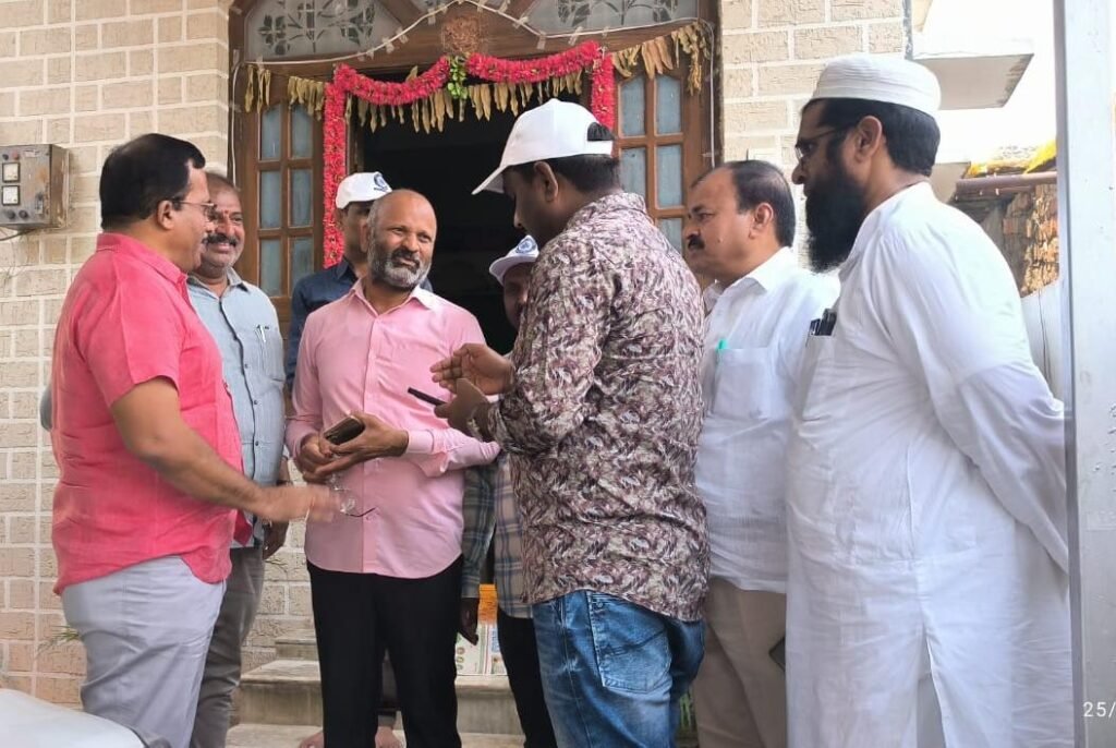 నమూనా జనగణన క్షేత్ర పర్యటనను పరిశీలించిన తూప్రాన్ ఆర్డీవో జయచంద్ర రెడ్డి.