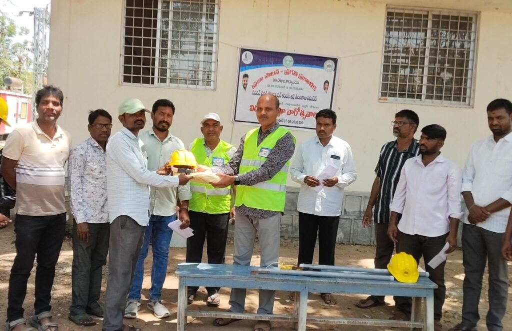 చేగుంట సబ్ స్టేషన్ లో విద్యుత్ భద్రత వారోత్సవాలు.