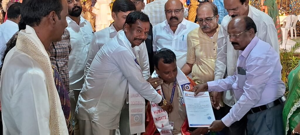 ఎన్ హెచ్.ఆర్.ఎస్. జె.సి. గోవా అధ్యక్షుడిగా ఆనంద్ నియామకంవివాహ వేడుక వేదిక గా నియామక పత్రం, ఐడి కార్డ్ అందజేత.