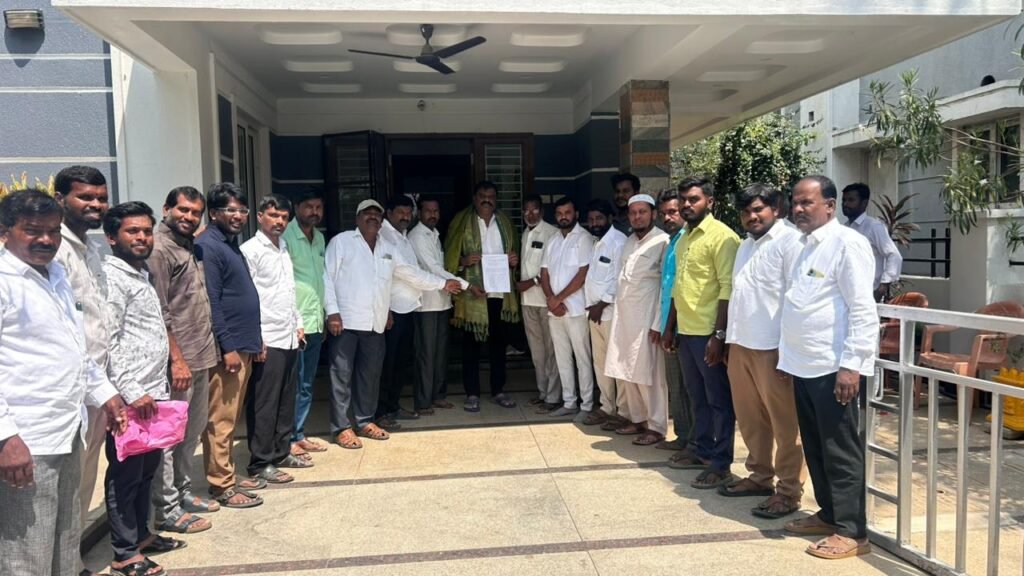 మస్జిద్ అభివృద్ధికి 7 లక్షల మంజూరు చేయించిన సిహెచ్ శ్రీనివాస్ రెడ్డి.