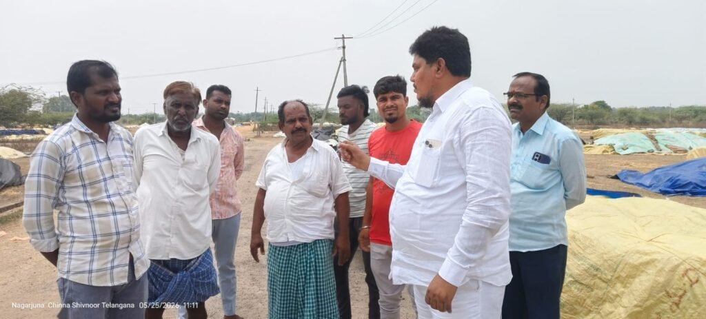 అధికారులు స్పందించాలి రైతులకు ఇబ్బంది లేకుండా చూడాలి చేగుంట ఉప సర్పంచ్ల ఫోరం అధ్యక్షుడు మహమ్మద్ రఫీ.