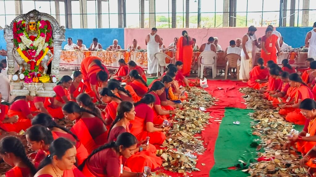 ఏడుపాయల హుండీ ఆదాయం రూ.65.89 లక్షలు.